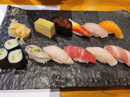 Takumi Robata And Sushi review