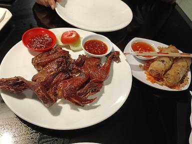 https://horego-prod-outlets-photos.s3.ap-southeast-3.amazonaws.com/horego.com/kebayoran-baru/restaurant/ayam-bulungan-blok-m/review/thumbnail/af1qipm0pw4jygqgenkah08rtypuayec0stoesmtgji_.jpg