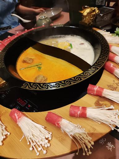 https://horego-prod-outlets-photos.s3.ap-southeast-3.amazonaws.com/horego.com/kebayoran-baru/restaurant/chong-qing-hot-pot-pim-3-pondok-indah-mall-3-/review/thumbnail/af1qippm4x29oxzzjwjdgswmdbibuwnifsc654c6sifk.jpg