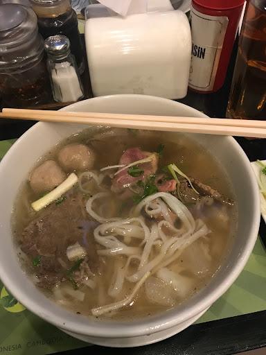 Pho 24 - Pacific Place review