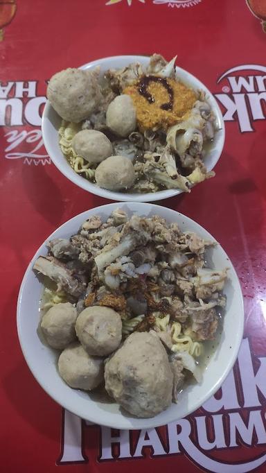 https://horego-prod-outlets-photos.s3.ap-southeast-3.amazonaws.com/horego.com/kebayoran-lama/restaurant/bakso-tulang-pak-sabar/review/thumbnail/af1qipn0myn94skye11lsvvkkq94b39kdtnjdvs6gjbf.jpg