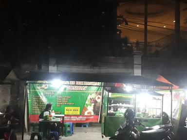 https://horego-prod-outlets-photos.s3.ap-southeast-3.amazonaws.com/horego.com/kebon-jeruk/restaurant/ayam-bebek-bakar-tosiga/review/thumbnail/af1qippew1jbo-gq-gxtz52puomafhy76rlw30_-eija.jpg