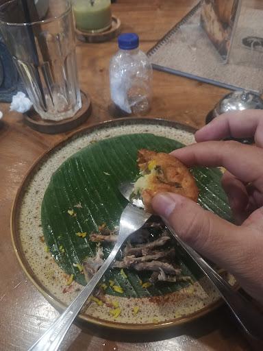 https://horego-prod-outlets-photos.s3.ap-southeast-3.amazonaws.com/horego.com/kebon-jeruk/restaurant/restoran-warung-kelapa-waroeng-kelapa-/review/thumbnail/af1qipmfvlo3vutehgk6qilb5uwt9wo0qbfzvk58drdu.jpg