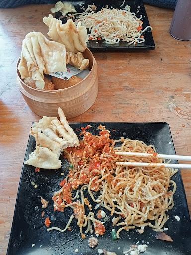 https://horego-prod-outlets-photos.s3.ap-southeast-3.amazonaws.com/horego.com/kedungkandang/restaurant/mie-gacoan-sawojajar-kota-malang/review/thumbnail/af1qipnttcnpstyvzhf2beddl6jungewir4xdwvgcibm.jpg