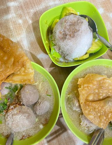 https://horego-prod-outlets-photos.s3.ap-southeast-3.amazonaws.com/horego.com/kelapa-dua/restaurant/bakso-solo-samrat/review/thumbnail/af1qipm9wrwzhhhj8xi2teapawjnhvfbolzxjuhgrxve.jpg