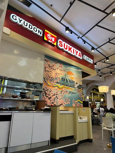 https://horego-prod-outlets-photos.s3.ap-southeast-3.amazonaws.com/horego.com/kelapa-dua/restaurant/sukiya-tokyo-bowls-noodles-supermall-karawaci/review/thumbnail/af1qipprdlp8yyuj-lhca3mvdrum8hezvy4vyfd3tth4.jpg