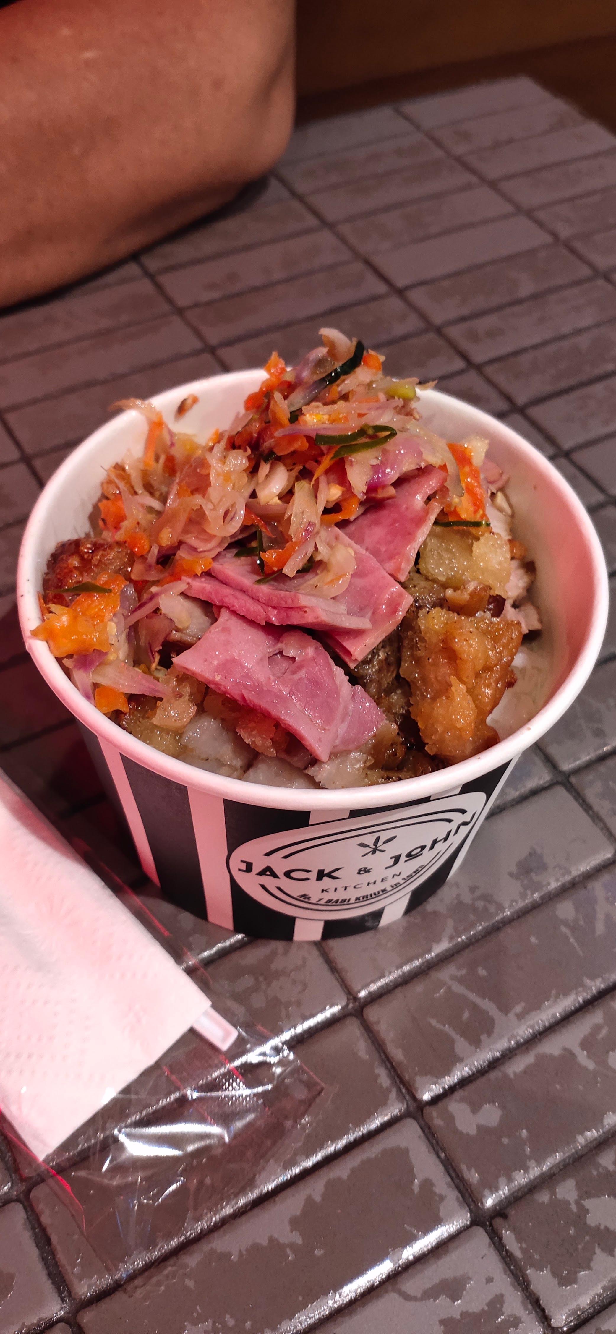 Jack & John Kitchen Roast Pork Babi Kriuk, Mkg3 review