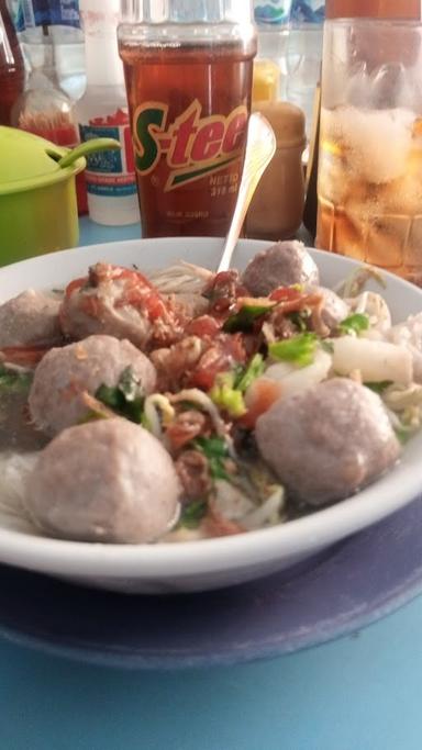 https://horego-prod-outlets-photos.s3.ap-southeast-3.amazonaws.com/horego.com/kemayoran/restaurant/bakso-mang-adi-cabang-pasar-senen/review/thumbnail/af1qippntv3tn7uj2vw5oyueg8ap9c5561nuyieyozno.jpg