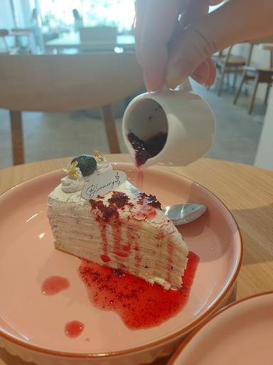 https://horego-prod-outlets-photos.s3.ap-southeast-3.amazonaws.com/horego.com/kembangan/cafe/bloomery-cake-patisserie-pesanggrahan/review/thumbnail/af1qipmakbtzh6utx8iqpho85v6o3moyguyy7p0emp6m.jpg