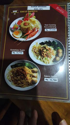 https://horego-prod-outlets-photos.s3.ap-southeast-3.amazonaws.com/horego.com/kembangan/restaurant/bakso-theresia-intercon/review/thumbnail/af1qipmgpkg0jtdmlzdqb4jzkety51izxdd1dkpfssg9.jpg