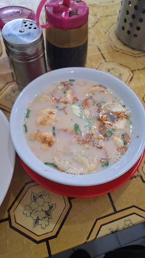 https://horego-prod-outlets-photos.s3.ap-southeast-3.amazonaws.com/horego.com/kembangan/restaurant/soto-betawi-babe-jamsari/review/thumbnail/af1qippdg53dgsgkykhwfqlihubz1l-sib1b7bt3dlzp.jpg