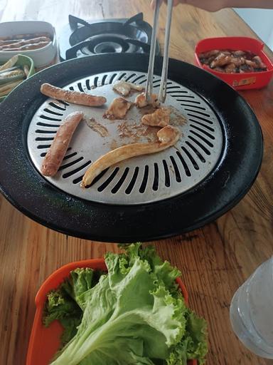 https://horego-prod-outlets-photos.s3.ap-southeast-3.amazonaws.com/horego.com/kepanjen/restaurant/red-korean-grill-suki/review/thumbnail/af1qipp04uksd5witmtagh2cghyb_grydtlzrfx4xnaj.jpg