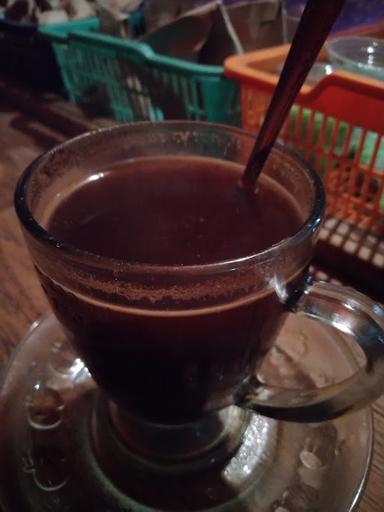 https://horego-prod-outlets-photos.s3.ap-southeast-3.amazonaws.com/horego.com/klaten-selatan/coffee-shop/angkringan-batas-kota-klaten-abk-/review/thumbnail/af1qipmznxrofwzuj5tpxmsdphpj8trvr96nggqddwr9.jpg