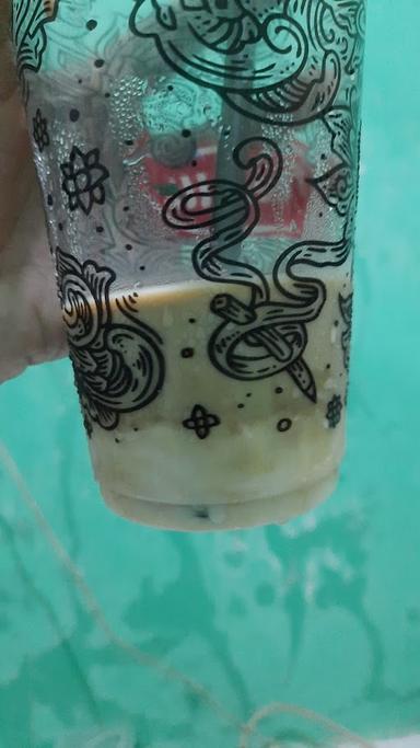 https://horego-prod-outlets-photos.s3.ap-southeast-3.amazonaws.com/horego.com/klaten-tengah/cafe/fremilt-thai-tea-klaten/review/thumbnail/af1qipoayqrqbsykojwpf5hqr2p-mg9ro5twenrkjt7d.jpg