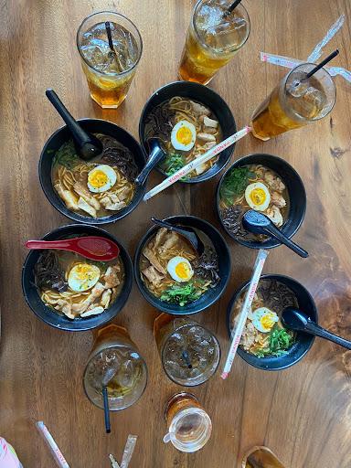 https://horego-prod-outlets-photos.s3.ap-southeast-3.amazonaws.com/horego.com/klaten-tengah/japanese-restaurant/tendou-ramen-klaten/review/thumbnail/af1qipmcmoljz2ipv_vwxr8ukypenigk8mbl3zdnns_l.jpg