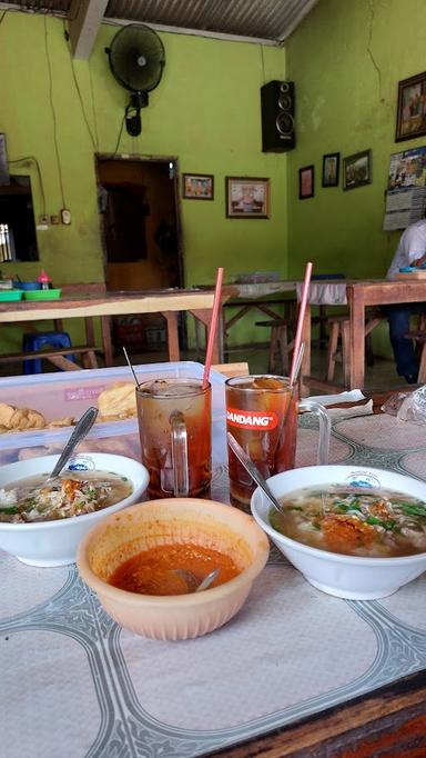 https://horego-prod-outlets-photos.s3.ap-southeast-3.amazonaws.com/horego.com/klaten-tengah/restaurant/soto-kwali-bu-sri/review/thumbnail/af1qipnq06rr6klg8q2xcokmnjyyflrosybck1y4kvwr.jpg