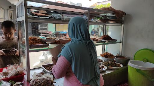 Warung Muslim Bu Apid review