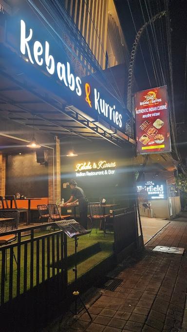 https://horego-prod-outlets-photos.s3.ap-southeast-3.amazonaws.com/horego.com/kuta/restaurant/kebabs-kurries-indian-restaurant-bar-kuta/review/thumbnail/af1qipmprlzxgzgsg6hio4bne2xcmnfb7-s_wyve1tqs.jpg