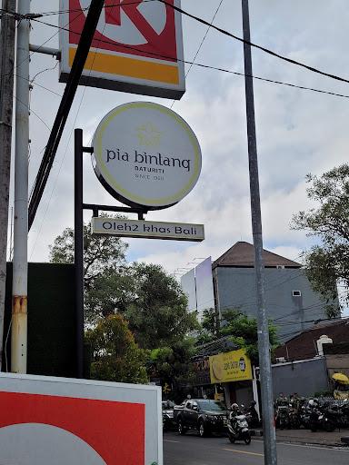 Pia Bintang review