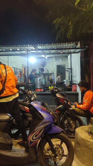 https://horego-prod-outlets-photos.s3.ap-southeast-3.amazonaws.com/horego.com/kuta-selatan/restaurant/bakmi-tungku-nusa-dua/review/thumbnail/af1qipmtj003ldetdlk9whipztbuxsfxam7pwiwuw4hh.jpg