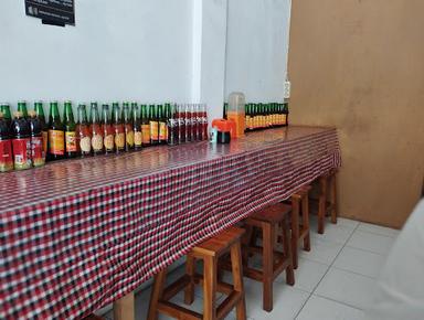 https://horego-prod-outlets-photos.s3.ap-southeast-3.amazonaws.com/horego.com/kuta-utara/restaurant/babi-guling-juaris/review/thumbnail/af1qippsrs-wuotvs1x5k6sbpx3xxzynfsbpi8cix4dr.jpg