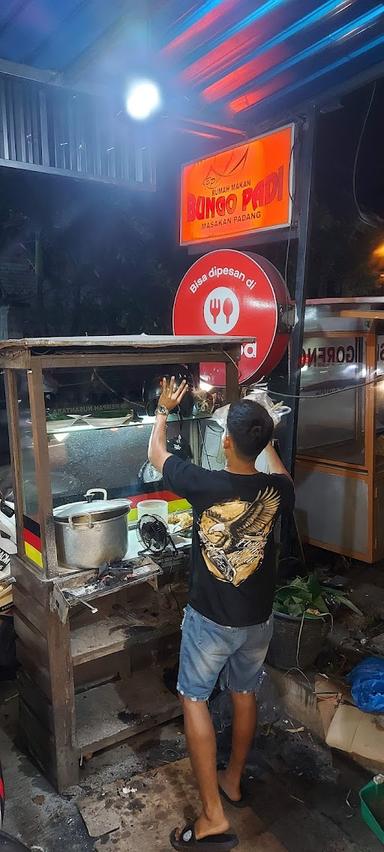 https://horego-prod-outlets-photos.s3.ap-southeast-3.amazonaws.com/horego.com/kuta-utara/restaurant/rm-padang-bungo-padi/review/thumbnail/af1qipomcludz0e_hcatjypcbmmmxzir-iekieenzkzq.jpg