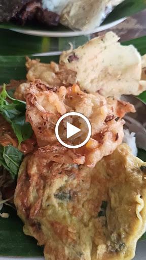 https://horego-prod-outlets-photos.s3.ap-southeast-3.amazonaws.com/horego.com/landasan-ulin/restaurant/nasi-pecel-somo-gambul-karangrejo/review/thumbnail/af1qipnohrppn-4wgn7wrisoyh9k_qcvrbevpeh7d7dm.jpg