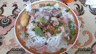 https://horego-prod-outlets-photos.s3.ap-southeast-3.amazonaws.com/horego.com/mandiangin-koto-selayan/cafe/soto-h-bang-karto/review/thumbnail/af1qipog4wdf1aa53qqya0jlk16sgjjhwgno9la67aao.jpg