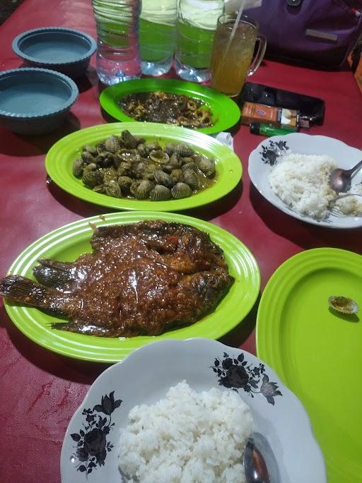 Sari Laut Santai Dan Ikan Bakar review