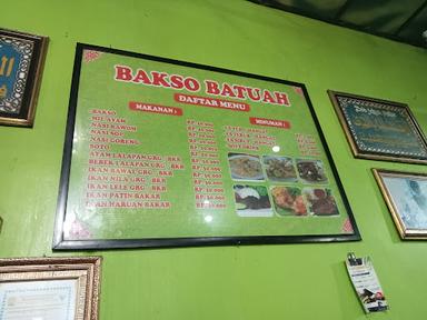 https://horego-prod-outlets-photos.s3.ap-southeast-3.amazonaws.com/horego.com/martapura/restaurant/warung-makan-batuah/review/thumbnail/af1qipnu_vt-nhatsopjcrdw9rlmh7v-lhyvj--4td-r.jpg