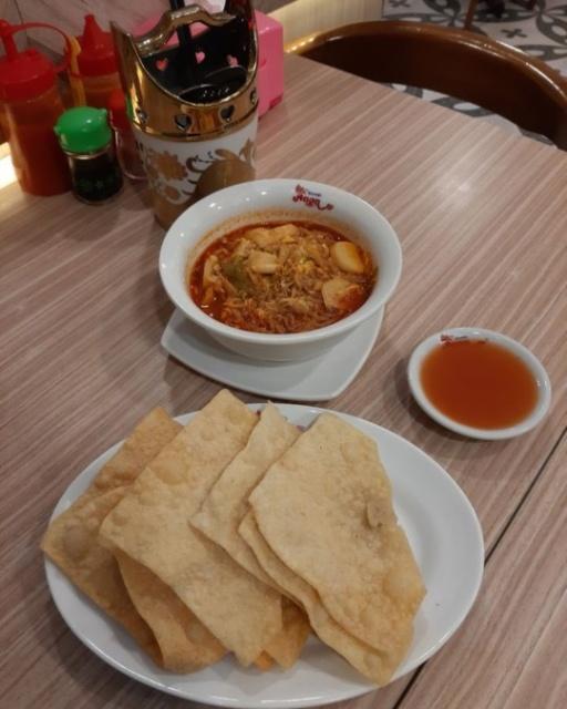 Bakmi Naga Resto review