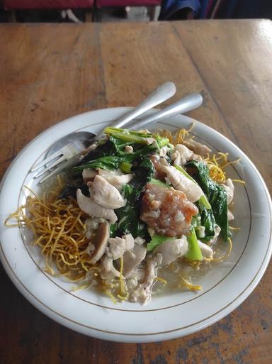 https://horego-prod-outlets-photos.s3.ap-southeast-3.amazonaws.com/horego.com/matraman/restaurant/bakso-nyuknyang-makassar-by-galaxen/review/thumbnail/af1qipnu4ncyiyewr4wss0ahca6ktia8y1lpvdneb0e7.jpg