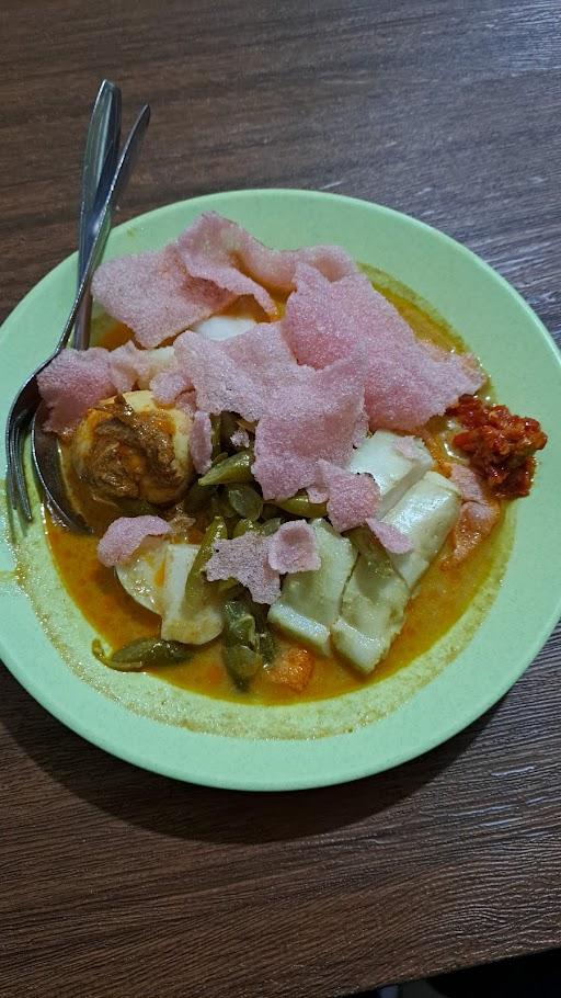 Ikobana Ketupat Sayur Padang review