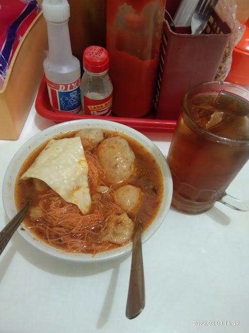 Mie Ayam & Bakso Pakde Sam review