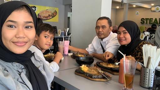 Waroeng Steak & Shake - Utan Kayu Raya Jakarta review