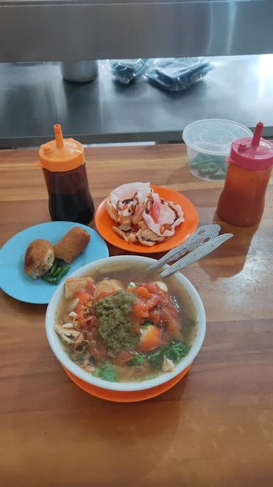 https://horego-prod-outlets-photos.s3.ap-southeast-3.amazonaws.com/horego.com/medan-petisah/cafe/waroeng-pak-buk/review/thumbnail/af1qipo3-vrfk5insogspx8xjubjrgnn_17r78adubxs.jpg