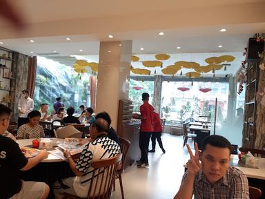 https://horego-prod-outlets-photos.s3.ap-southeast-3.amazonaws.com/horego.com/medan-polonia/chinese-restaurant/dimsum-steamboat-babura/review/thumbnail/af1qipouexffxbjesqhjyxuc4d7iny12jgbipq1vdmko.jpg