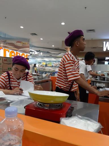 https://horego-prod-outlets-photos.s3.ap-southeast-3.amazonaws.com/horego.com/medan-polonia/restaurant/dcrepes-sun-plaza/review/thumbnail/AF1QipOnCWnmJrWRQtgwdm1OkEZfmHDgoM0GfnAJYOKX.jpg