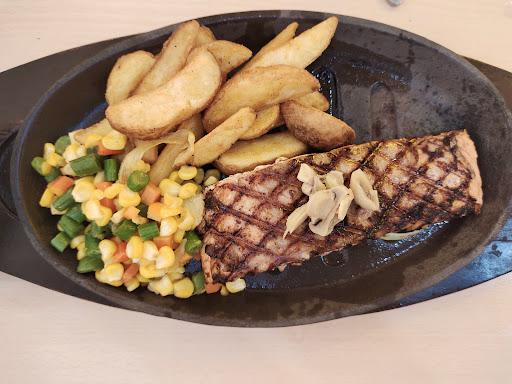 Steak 21 - Sun Plaza review