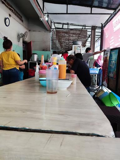 https://horego-prod-outlets-photos.s3.ap-southeast-3.amazonaws.com/horego.com/medan-satria/restaurant/mie-ayam-suka-baru-cabang-senen/review/thumbnail/af1qipmqelqgry3tj5tpew0mfuhj4oinr8lsvko0gyzk.jpg