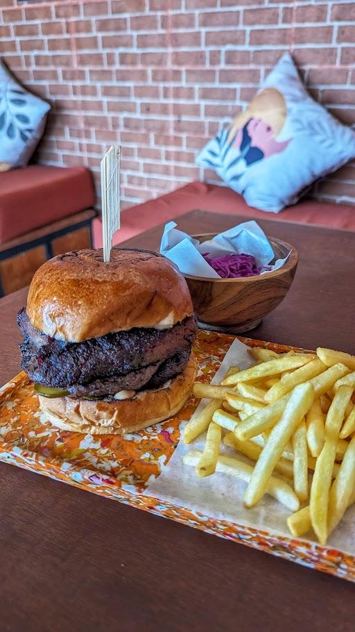 2080 Burger Canggu review