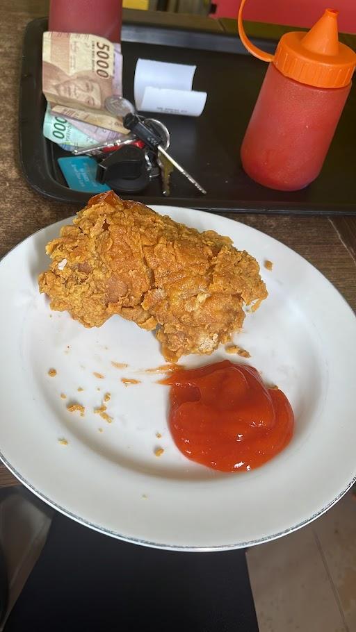 King'S Fried Chicken Mengwitani review