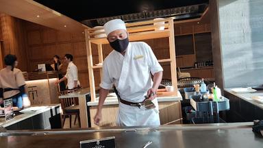 https://horego-prod-outlets-photos.s3.ap-southeast-3.amazonaws.com/horego.com/menteng/restaurant/maison-tatsuya-teppanyaki-kebon-sirih/review/thumbnail/af1qipppiutmlouvqnqrhcx1vzrhsmb8drw6l1p3ukc4.jpg