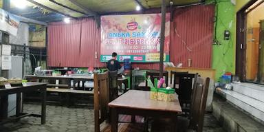 https://horego-prod-outlets-photos.s3.ap-southeast-3.amazonaws.com/horego.com/mijen/restaurant/aneka-sambal/review/thumbnail/af1qippuuvxj7kwmda2s2t0opawsbh4z703cveoxztky.jpg