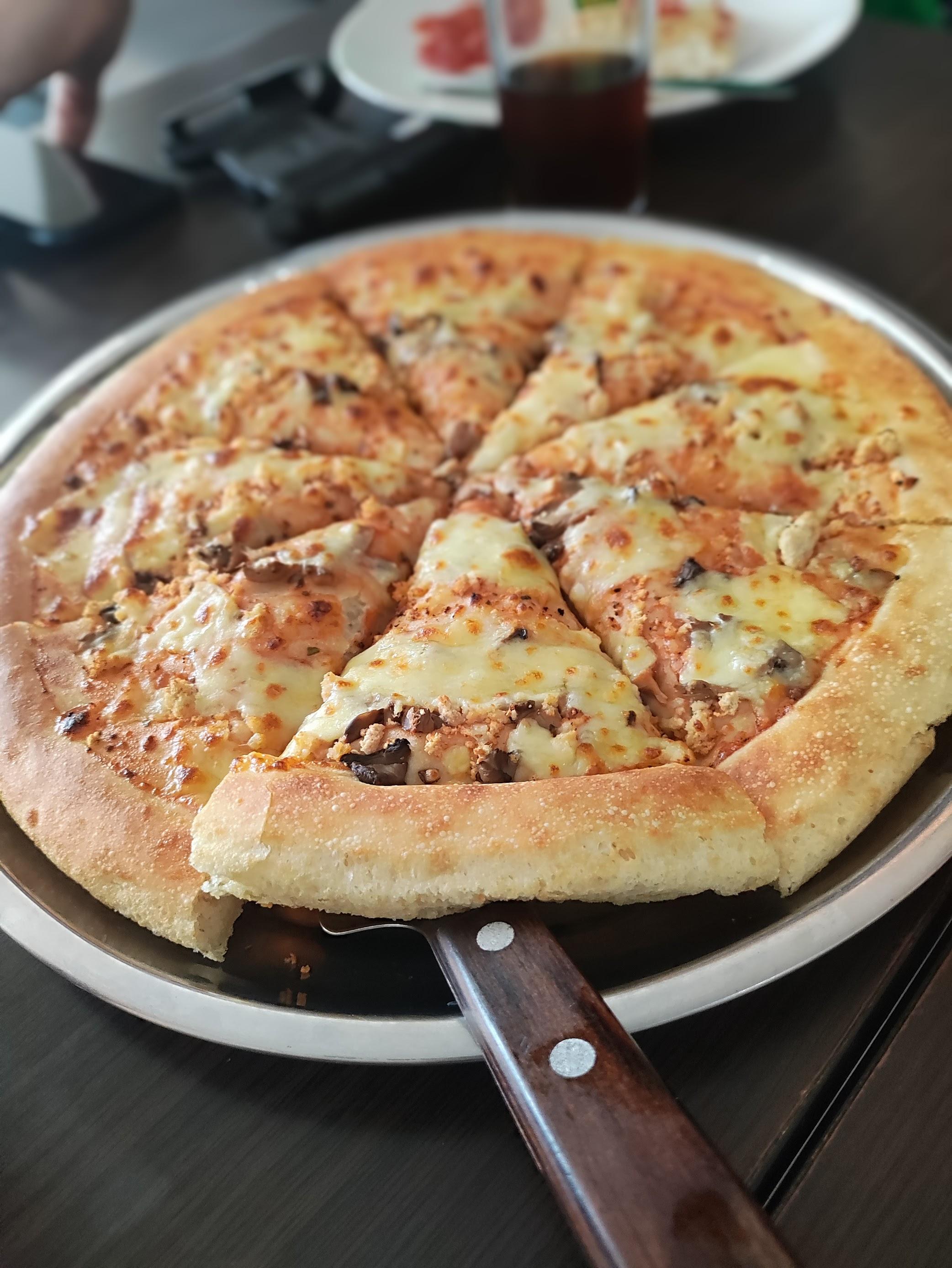 Papa Ron'S Pizza Semarang review