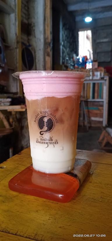 https://horego-prod-outlets-photos.s3.ap-southeast-3.amazonaws.com/horego.com/muntilan/coffee-shop/kedai-kopi-sehati-muntilan-kedai-kopi-borobudur/review/thumbnail/af1qipovzu-avcaggdhawhz6dblo_dkmtplqbtm_jzmb.jpg