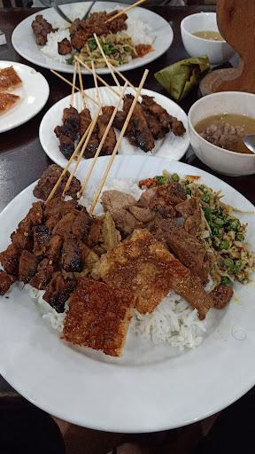 https://horego-prod-outlets-photos.s3.ap-southeast-3.amazonaws.com/horego.com/negara/restaurant/warung-babi-guling-bu-komang-delod-cargo-negara/review/thumbnail/af1qipm2antu9zdtws87789xuj3odcqdqy1hiczbyrje.jpg