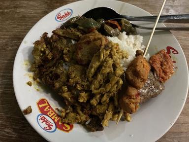 https://horego-prod-outlets-photos.s3.ap-southeast-3.amazonaws.com/horego.com/negara/restaurant/warung-vegetarian-semangat/review/thumbnail/af1qippk0hihslwj9ehl3krlls-3z6u80wm6ctyxst7a.jpg