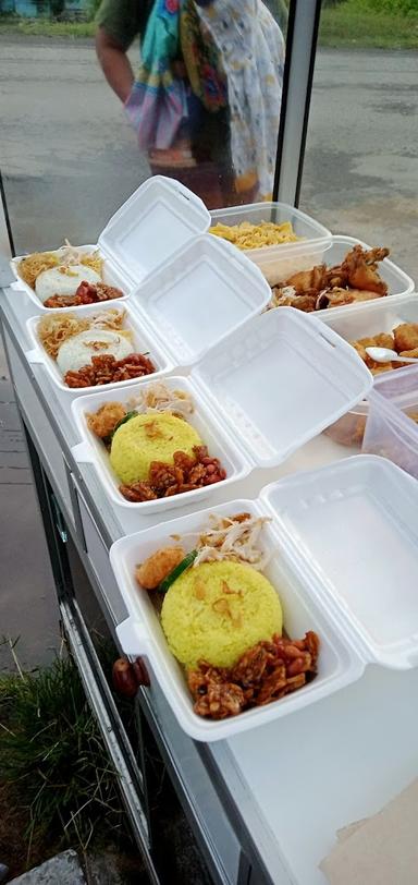 https://horego-prod-outlets-photos.s3.ap-southeast-3.amazonaws.com/horego.com/ngemplak/restaurant/nasi-kuning-nasi-uduk-bu-nur/review/thumbnail/af1qipmmyhd52fkmtfqtvydjy-rsdzc3yd8vjkatifih.jpg