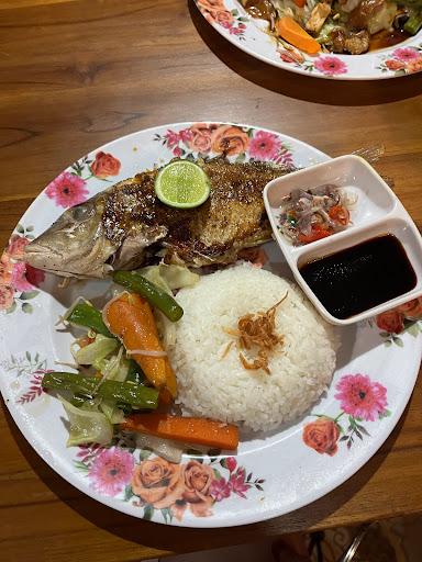 https://horego-prod-outlets-photos.s3.ap-southeast-3.amazonaws.com/horego.com/nusapenida/restaurant/yuyu-resto-ceningan/review/thumbnail/af1qipp6yq7bbzisucr3v_xsvgmfx3mkn14mxpo-7gty.jpg